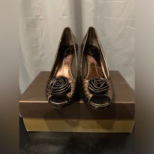 Franco Sarto 3 1/2 inch bronze pumps size 7 1/2 medium like new